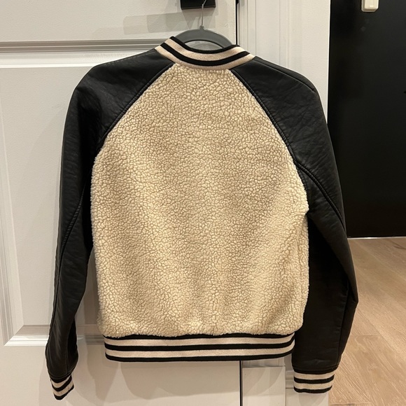 Cream fur jacket with leather arms - Picture 2 of 2